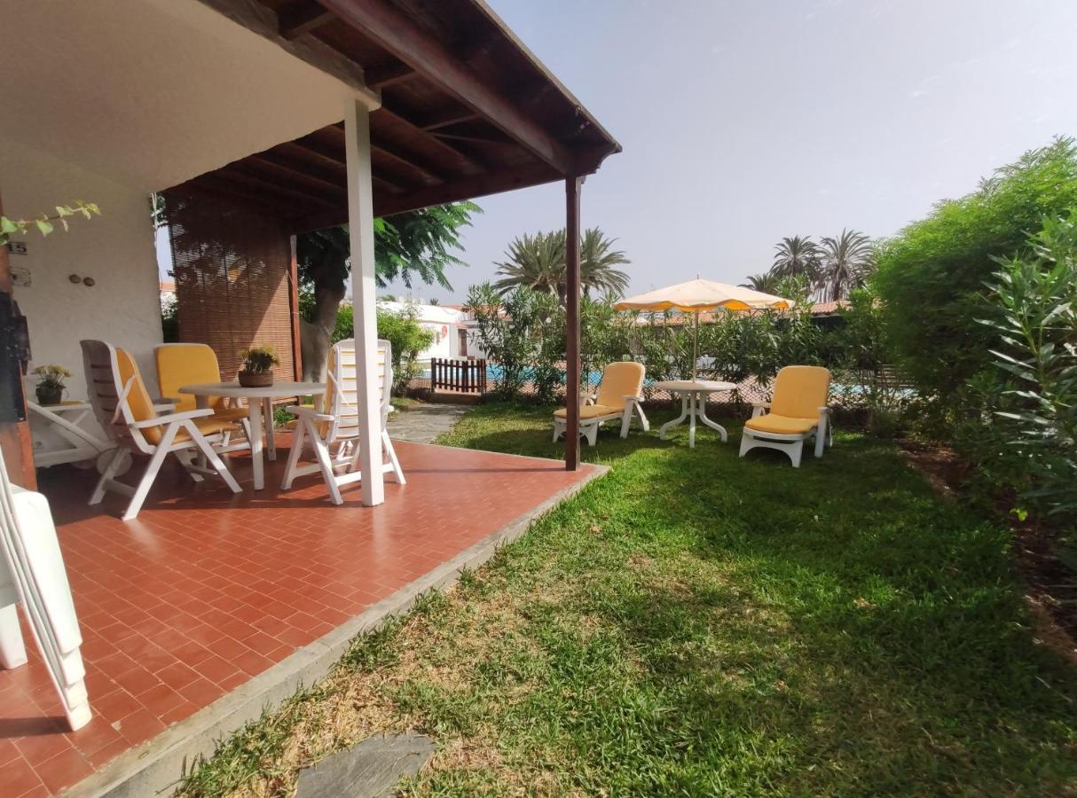 Lovely 2 Bedroom Bungalow With Parking Maspalomas  Exteriör bild